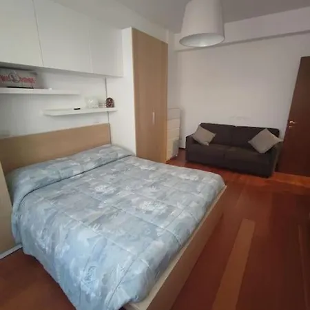 Esplora Comodamente E Poi Riposa Tranquillo מילאנו