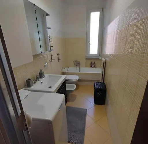 Esplora Comodamente E Poi Riposa Tranquillo Apartment Milan